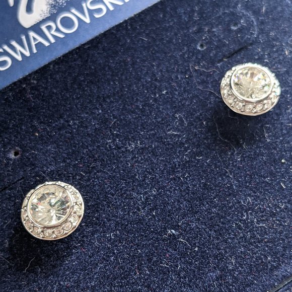 Swarovski Angelic Set - Earrings & Necklace - Picture 3 of 6